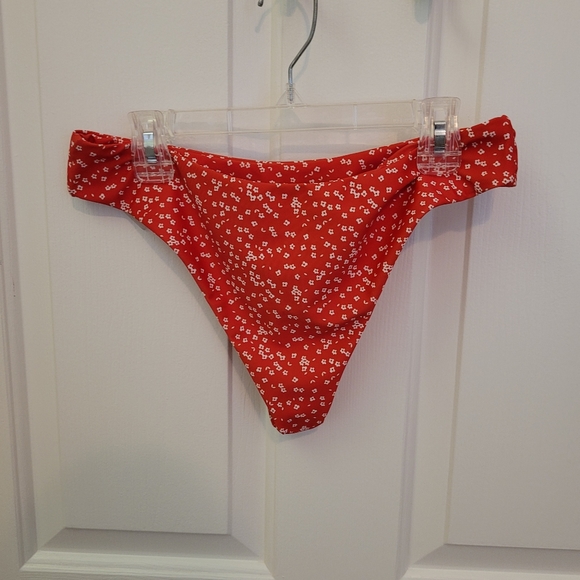 Shein Red and White Flower Bikini - Picture 6 of 7